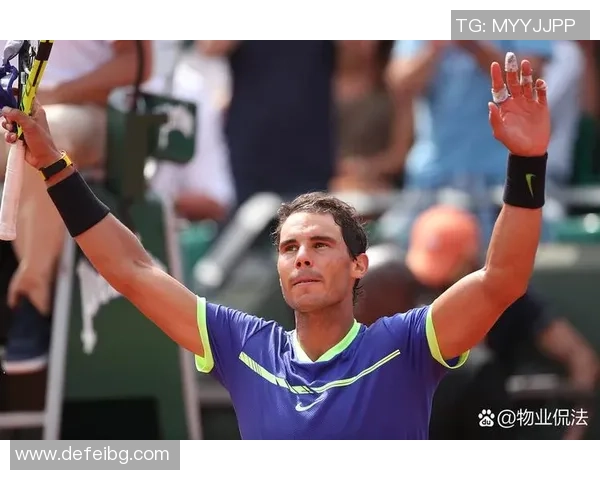 足球明星做出鄙视手势引发热议网友热议其背后深意与影响 足球明星做出鄙视手势引发热议网友热议其背后深意与影响