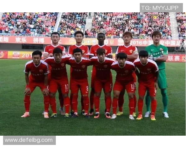 重庆网球队在世界杯积分榜上以95分稳居第一名展现强劲实力